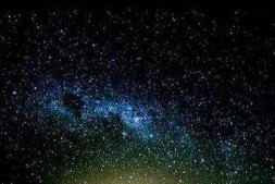 中美博弈背后的深层逻辑:停滞、内卷的世界里,谁才是未来?